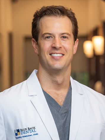 West Hartford and Avon cosmetic dentist Doctor Tim Holzhauer